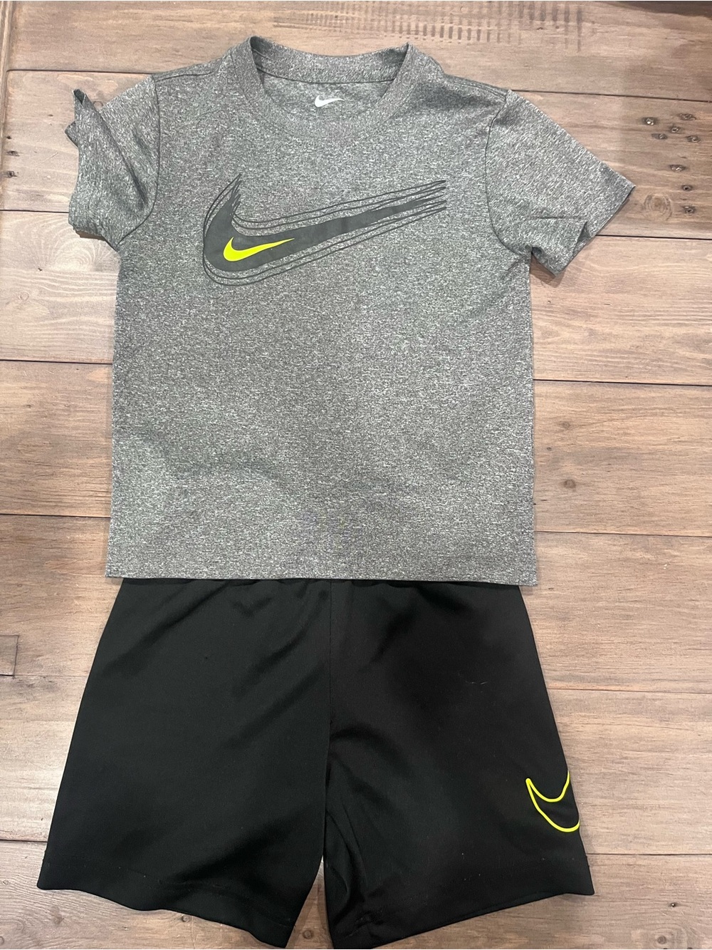 Nike Kids' Gray Dri-FIT Swoosh T-Shirt - Gray with Neon Yellow Accent 4-5 years
